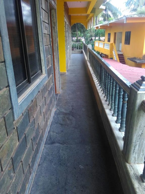 Radhabai Guest House Arambol Exterior foto